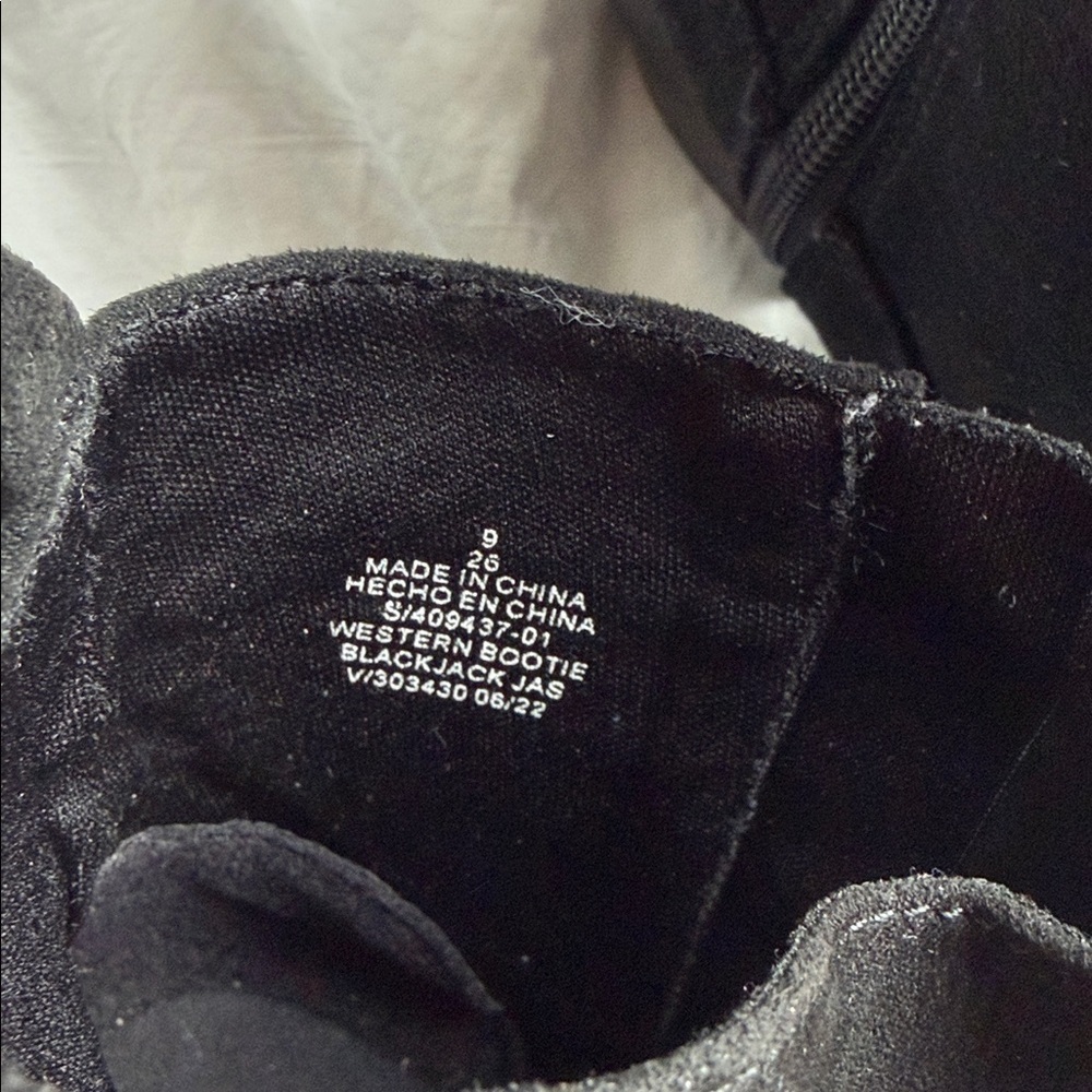 Old Navy Black Western Booties - Picture 6 of 9